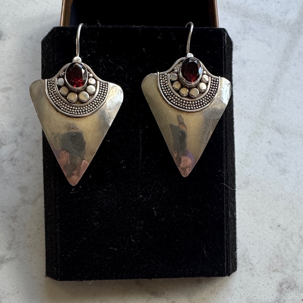 Vintage Sterling Silver French hook Earrings with Garnet Setting circa 80s